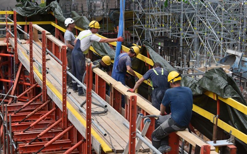 Altijd spannend hoe een betonwand uit de bekisting komt. De verschillende lagen zijn goed te zien (foto: Dominique Panhuysen)