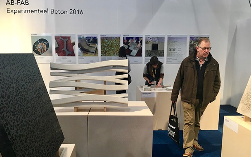 Op de voorgrond: Ravencrete, beton met allure.