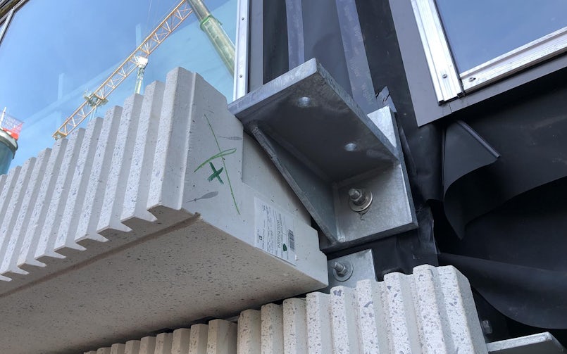 Beeld van de knoop wanneer die aan één zijde gemonteerd is (foto: V8 Architects).