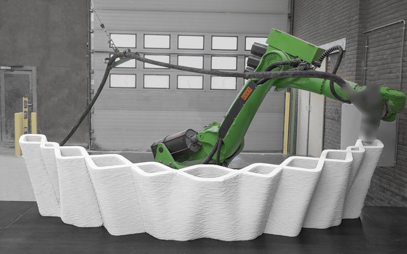 Test voor het kruislings 3D printen van beton (foto: Bruil)