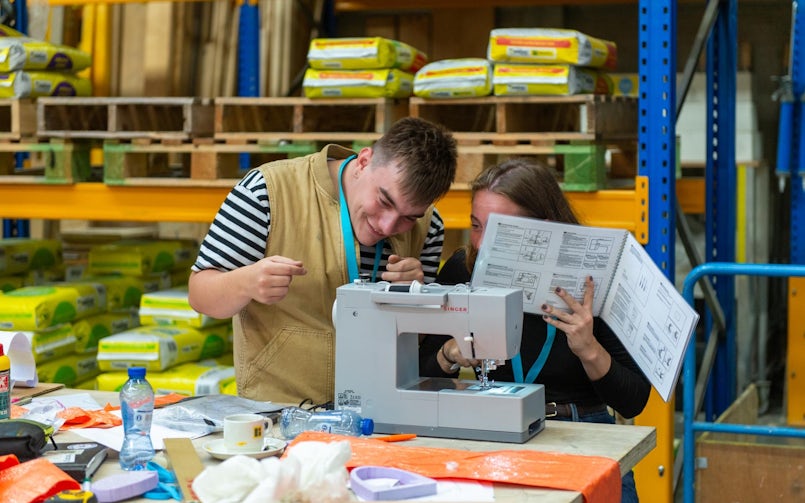 Naaimachine: ‘if all else fails – read the manual’ – zelfredzaamheid bij vastlopen (foto: bureaubakker)