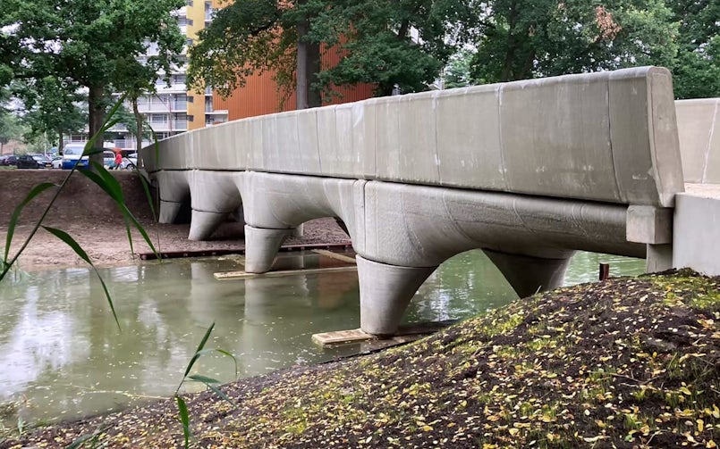 De Nijmeegse brug van 3D geprint beton naar ontwerp van Michiel van der Kley (beeld: Summum Engineering)